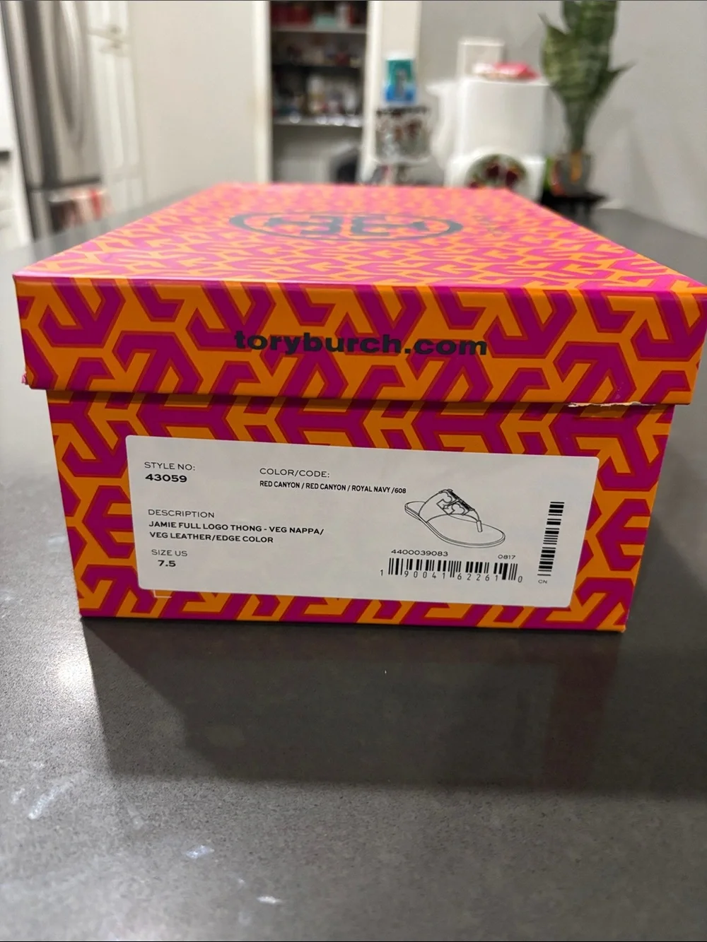 NWOT Tory Burch Red Leather Logo Thong Slide Sandals